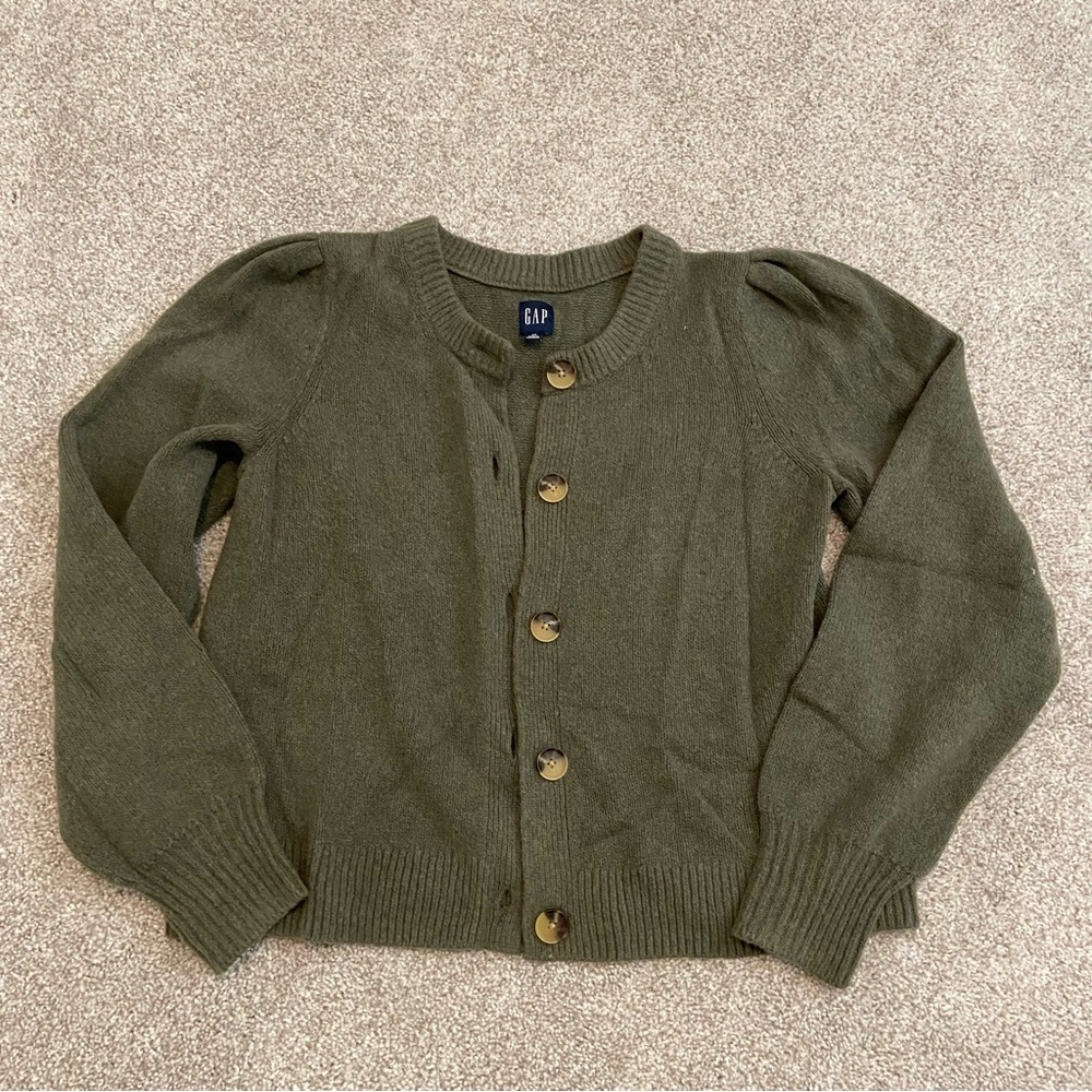 GAP Forest Green Button-Up Sweater 🤍